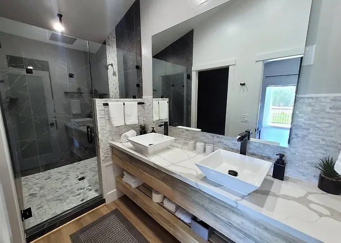 Holiday home Mountain Escape, W/fireplace! *