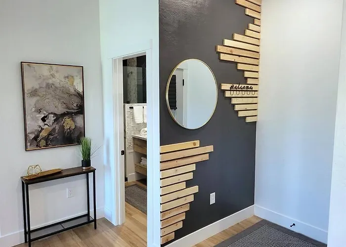 Mountain Escape, W/fireplace! Holiday home Show Low